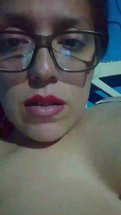 Miputita1 live cam on Cam4