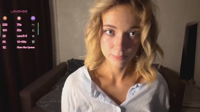MiraKlohr live cam on Cam4