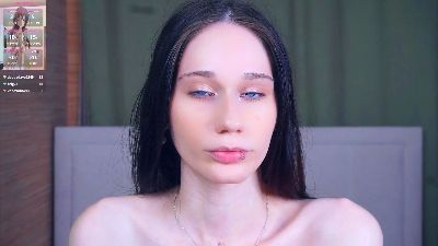 MiraMadaffari live cam on Cam4