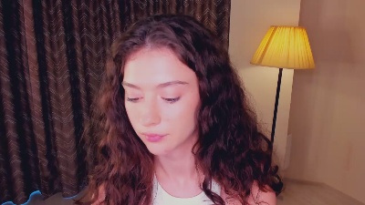 MiraPaciolla live cam on Cam4