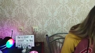 MiraTowley live cam on Cam4