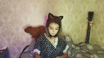 MiraTowley live cam on Cam4