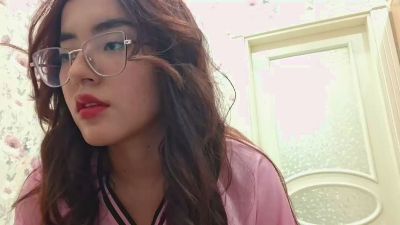Mira_ra live cam on Cam4