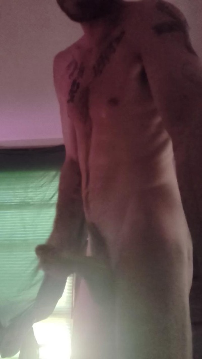 Miracle_man69 live cam on Cam4