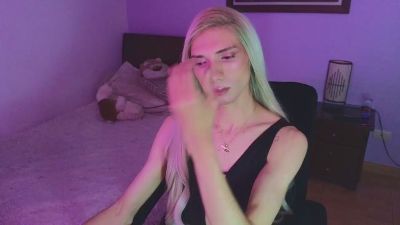 MirandaHabach live cam on Cam4