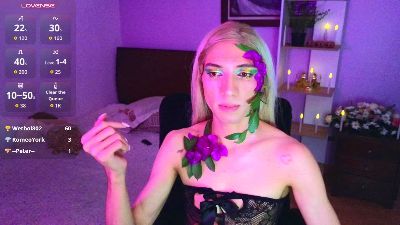 MirandaHabach live cam on Cam4
