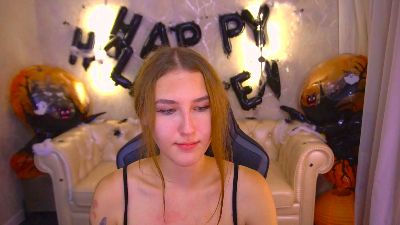 MirellEmber live cam on Cam4