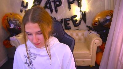 MirellEmber live cam on Cam4