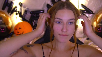MirellEmber live cam on Cam4