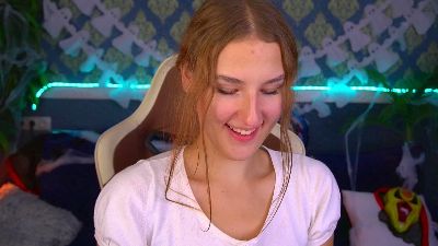 MirellEmber live cam on Cam4