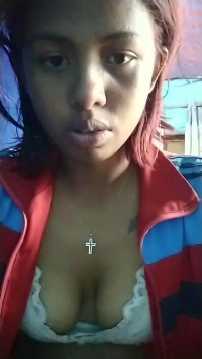 Miriam568 live cam on Cam4