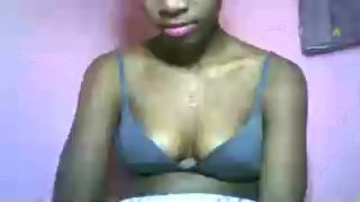 Miriam568 live cam on Cam4