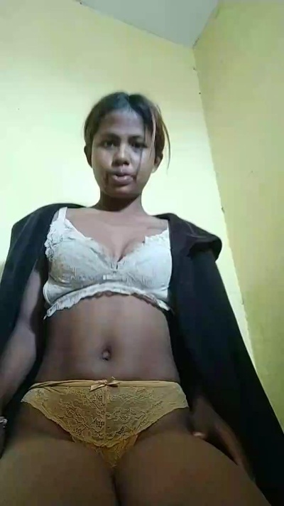Miriam568 live cam on Cam4