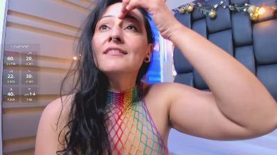 Miriam_milf live cam on Cam4