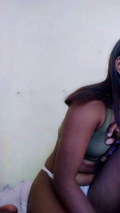 MirielleG live cam on Cam4