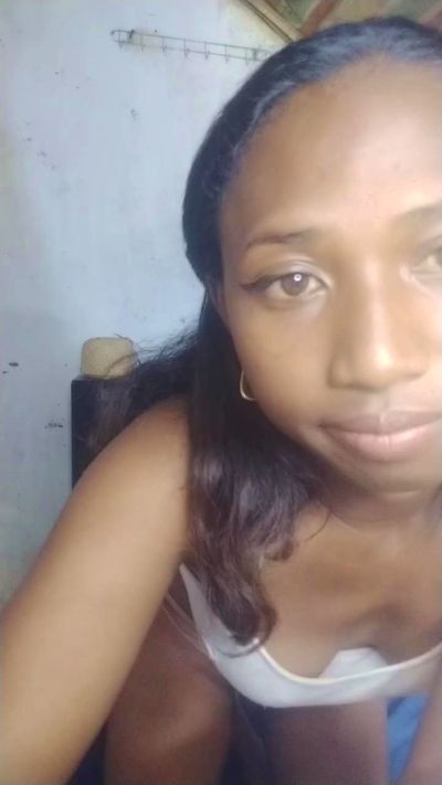 MirielleG live cam on Cam4