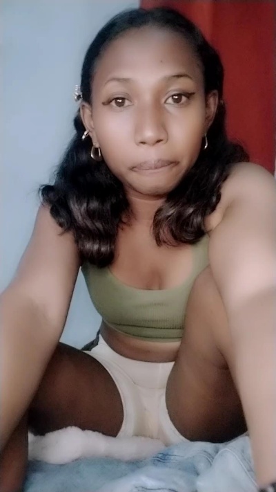 MirielleG live cam on Cam4