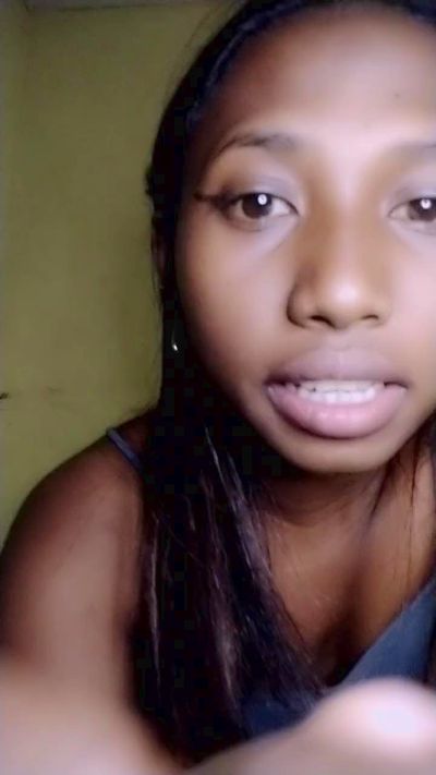 MirielleG live cam on Cam4