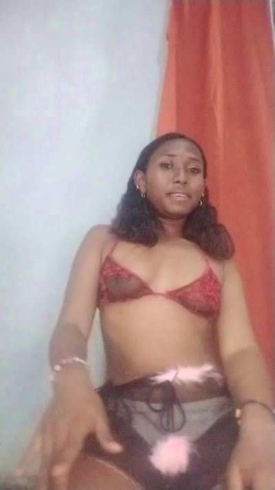 MirielleG live cam on Cam4
