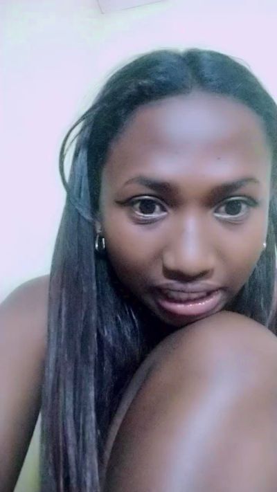 MirielleG live cam on Cam4