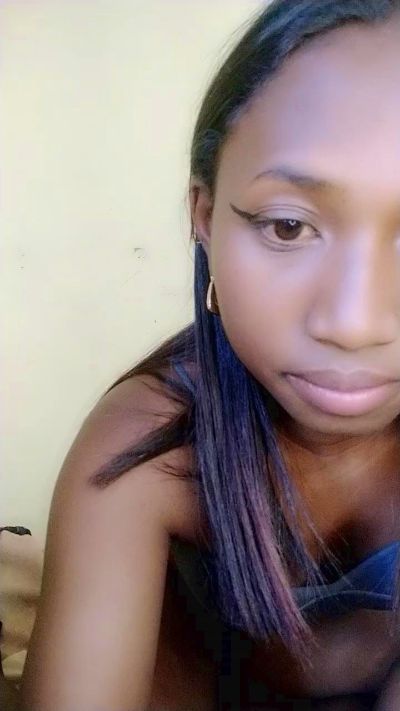 MirielleG live cam on Cam4