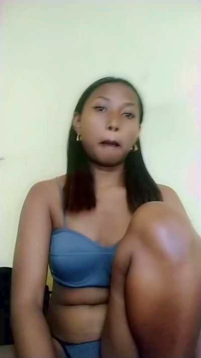 MirielleG live cam on Cam4