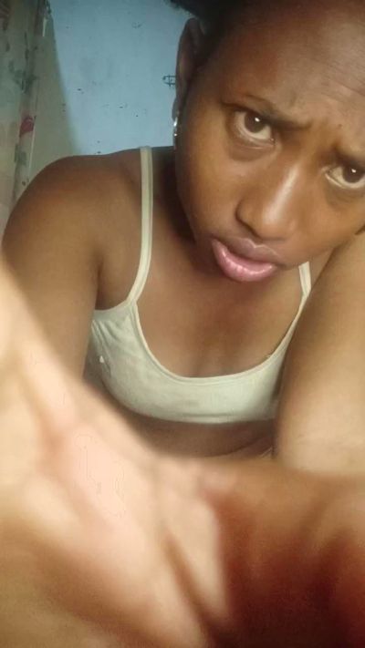 MirielleG live cam on Cam4