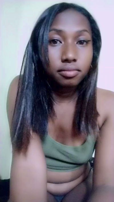 MirielleG live cam on Cam4