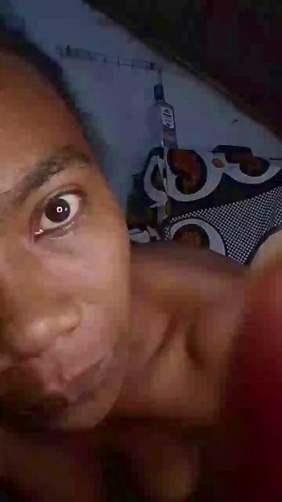 MirielleH live cam on Cam4