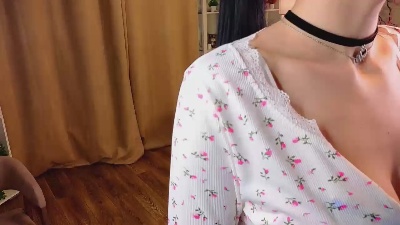 MirnaGunyon live cam on Cam4