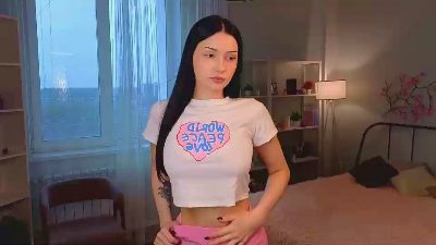 MirnaGunyon live cam on Cam4