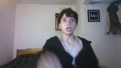 Miseell live cam preview