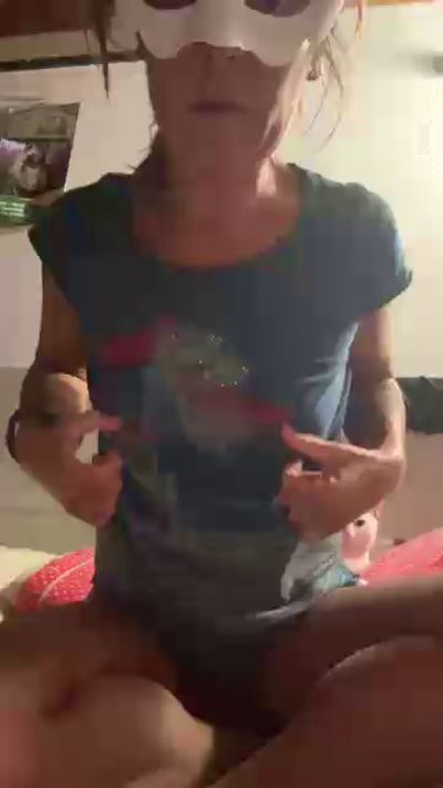 Miss802 live cam on Cam4