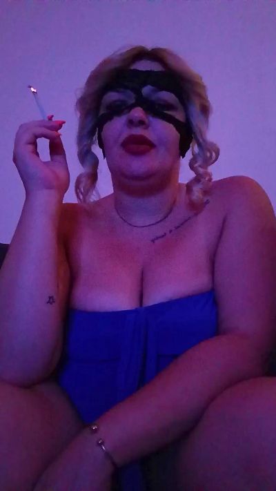 MissAT live cam on Cam4
