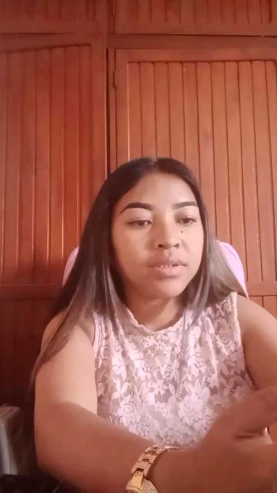 MissAnies live cam on Cam4