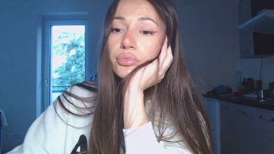 MissArianna live cam on Cam4