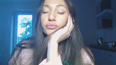 MissArianna live cam on Cam4
