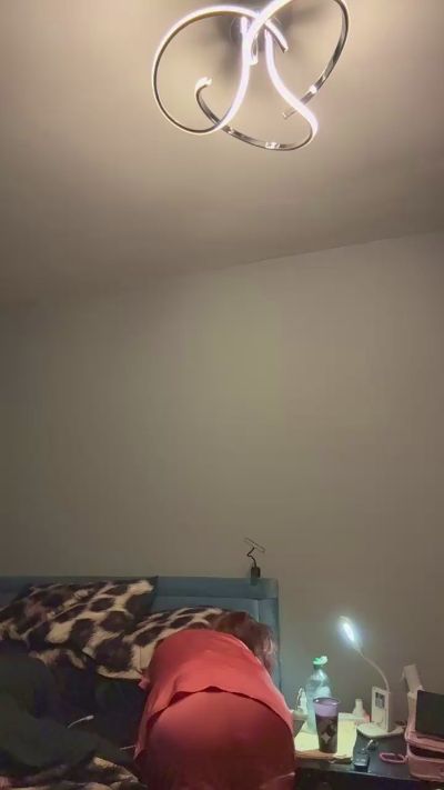 MissBettyBoo75 live cam on Cam4