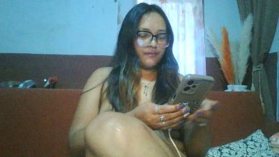MissCamillah live cam on Cam4