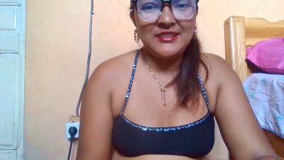 MissCamillah live cam on Cam4