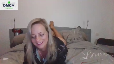 MissChupagirly live cam on Cam4