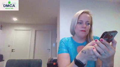 MissChupagirly live cam on Cam4