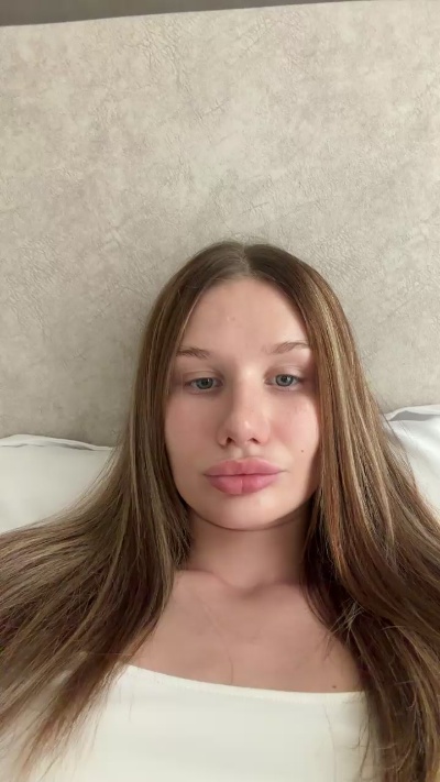 MissIntriga live cam on Cam4