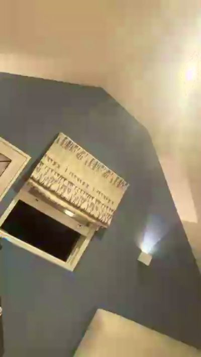 MissLexiLondon1 live cam on Cam4