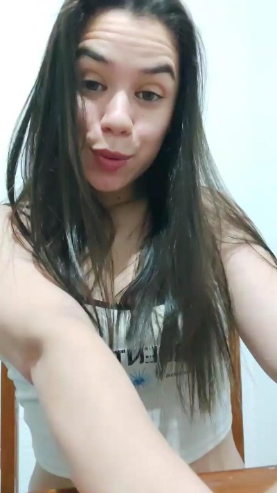 MissMia99 live cam on Cam4
