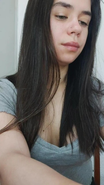 MissMia99 live cam on Cam4
