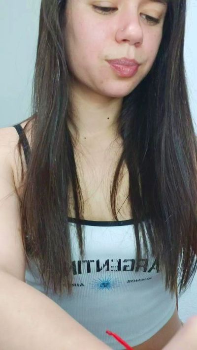 MissMia99 live cam on Cam4
