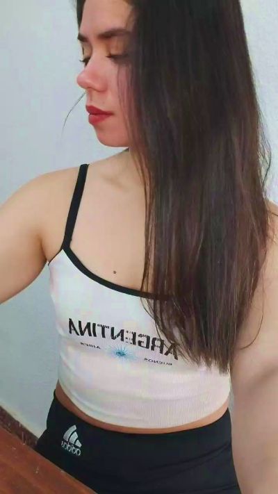 MissMia99 live cam on Cam4