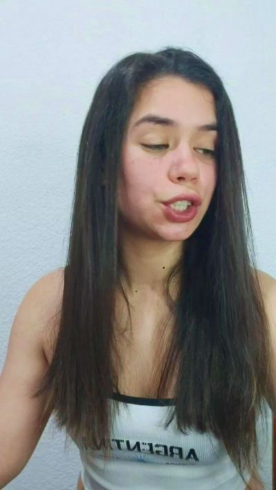 MissMia99 live cam on Cam4