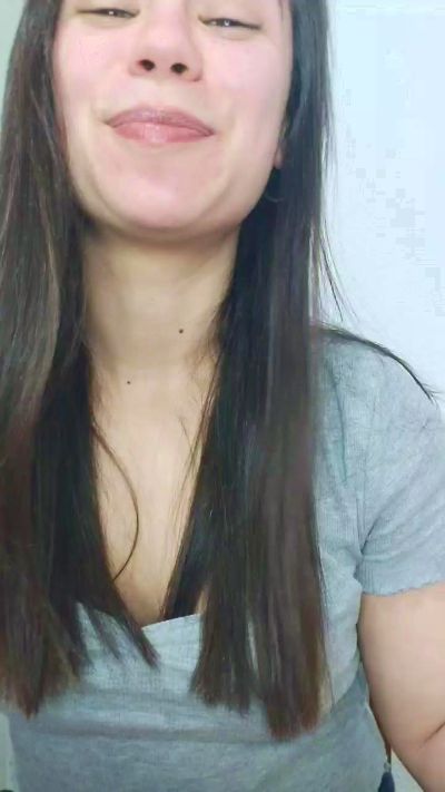 MissMia99 live cam on Cam4